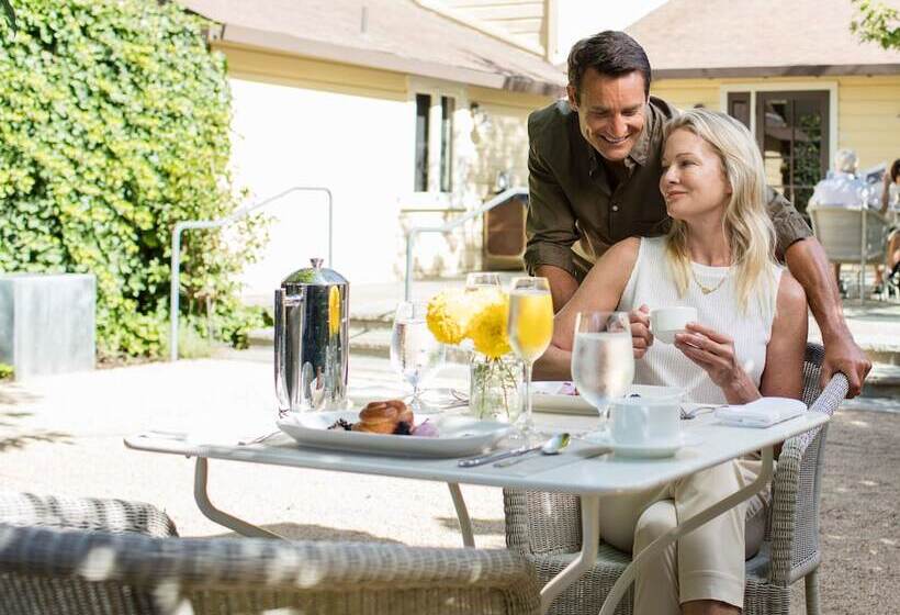 酒店 Farmhouse Inn