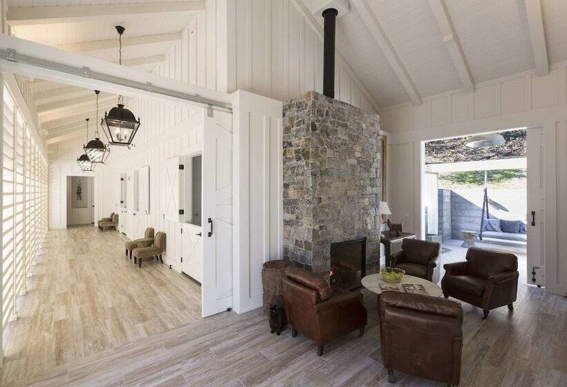 酒店 Farmhouse Inn