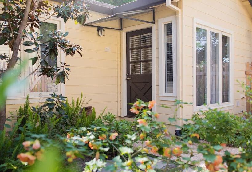 酒店 Farmhouse Inn