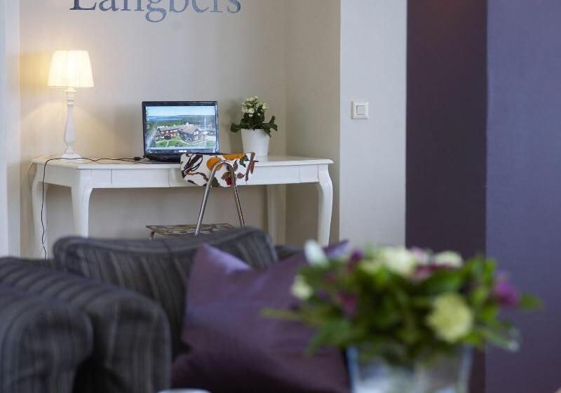 בית מלון כפרי L Villa Långbers