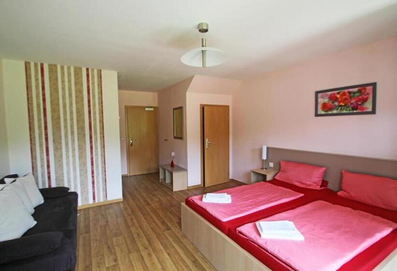 فندق Gasthaus & Pension Am Kurfürstendamm