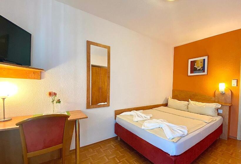 Отель Gasthof Rose