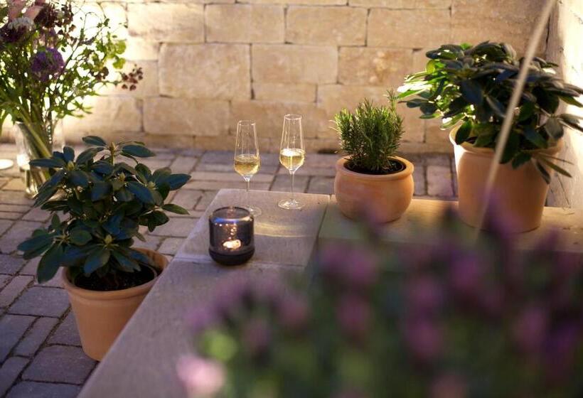 בית מלון כפרי Gasthof Zufriedenheit