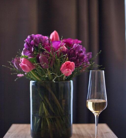 בית מלון כפרי Gasthof Zufriedenheit