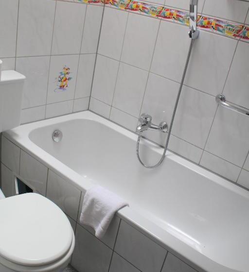 בית מלון כפרי Gästehaus Am Weißen Turm