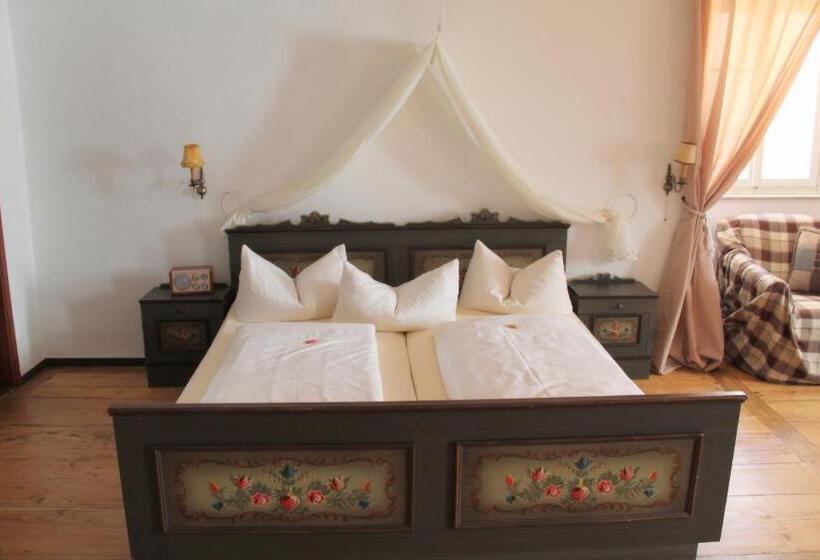 בית מלון כפרי Gästehaus Am Weißen Turm