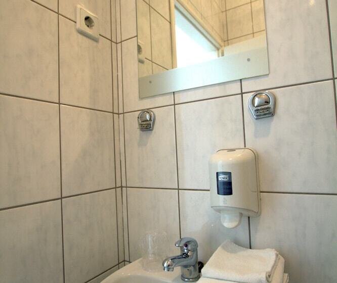 فندق Guest House Ivac Inn Zagreb Airport