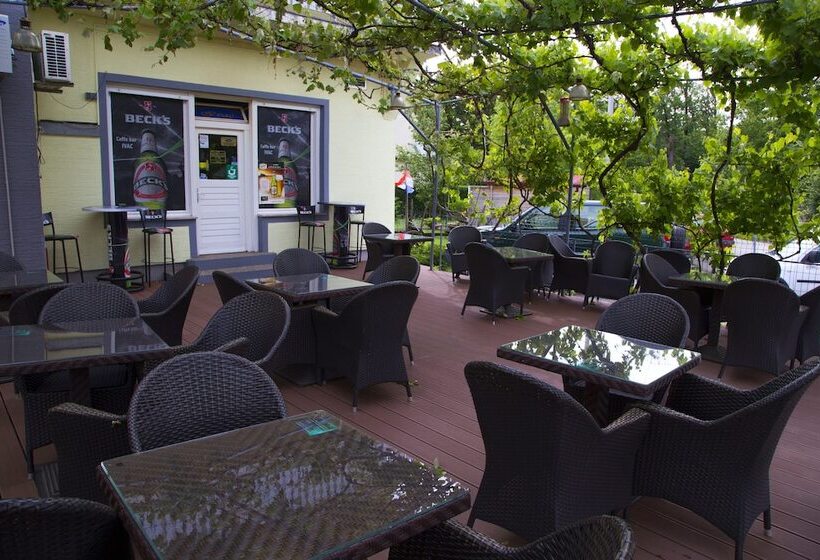 فندق Guest House Ivac Inn Zagreb Airport