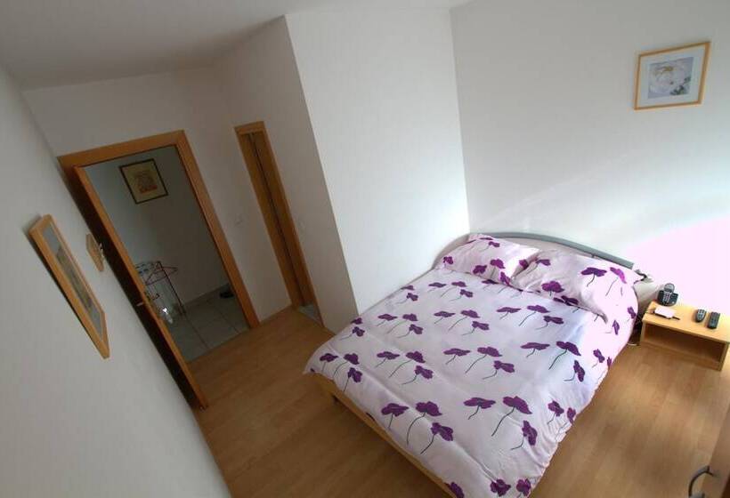 فندق Guest House Ivac Inn Zagreb Airport