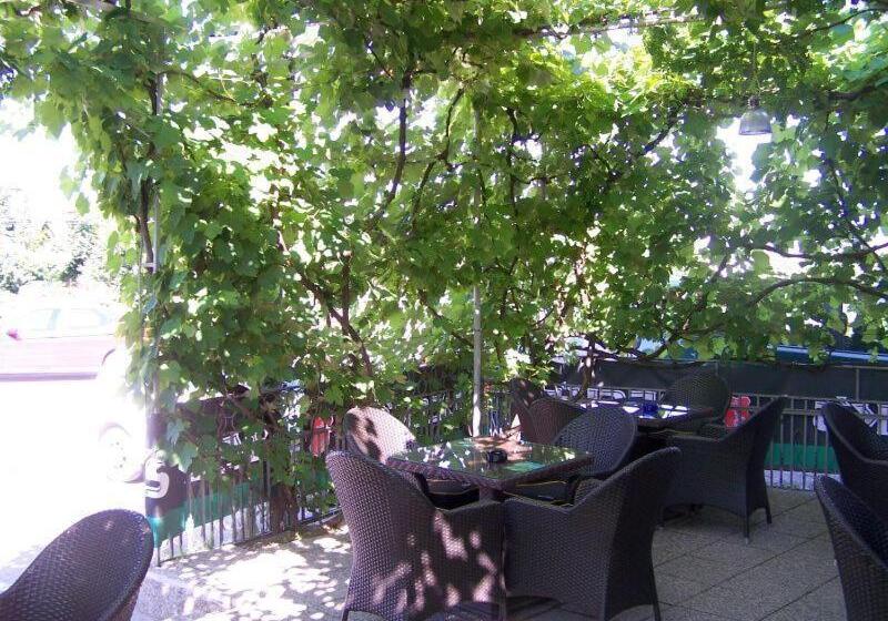 فندق Guest House Ivac Inn Zagreb Airport