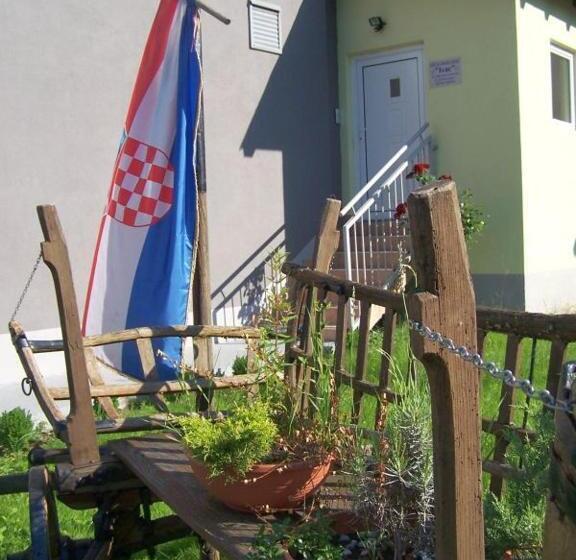 فندق Guest House Ivac Inn Zagreb Airport