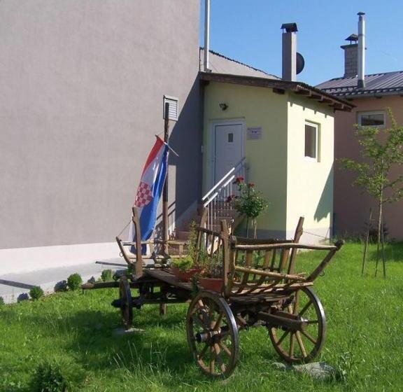 فندق Guest House Ivac Inn Zagreb Airport