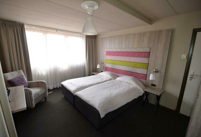 هتل Herberg  T Voshoes