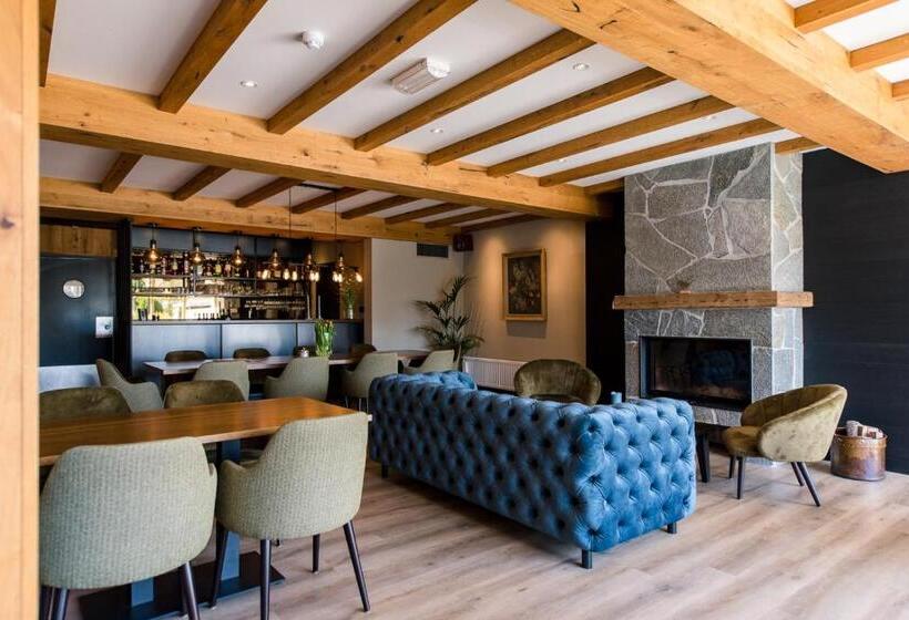 בית מלון כפרי Hofker