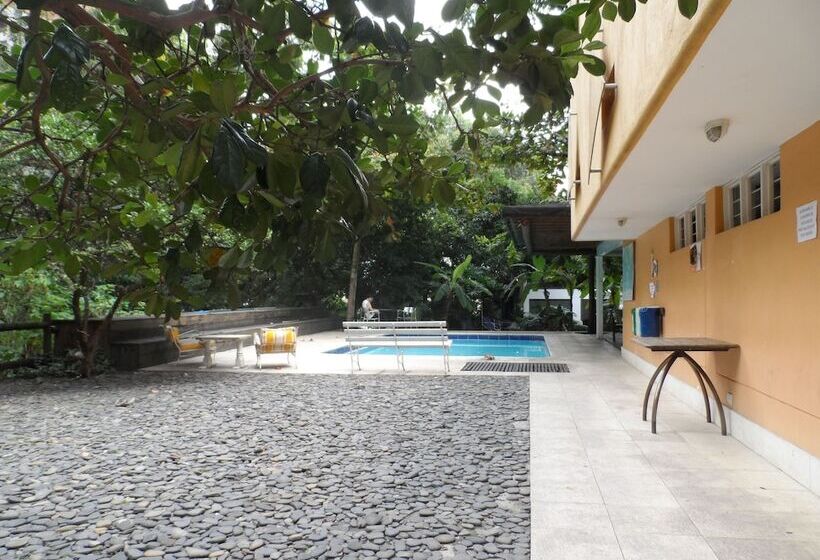 Отель Hostal Casa Ram