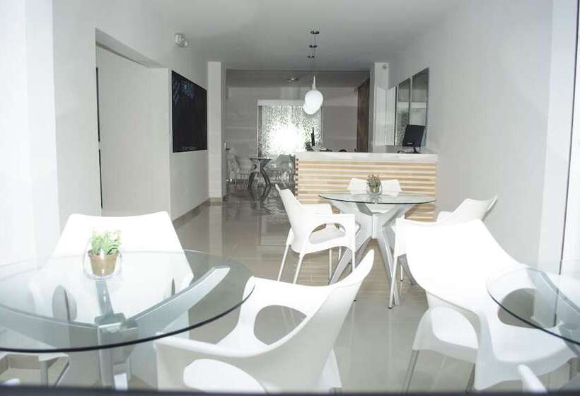 酒店 Hostal Lleras Calle 8