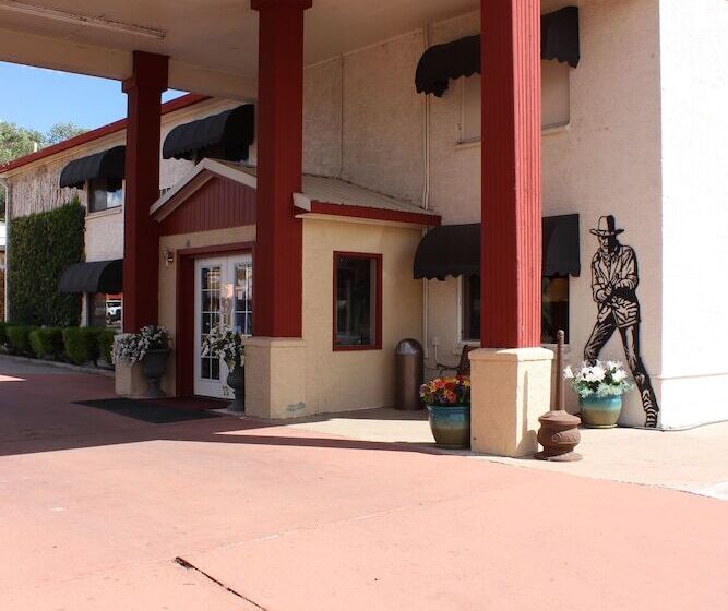 בית מלון כפרי Howard Johnson By Wyndham Springerville