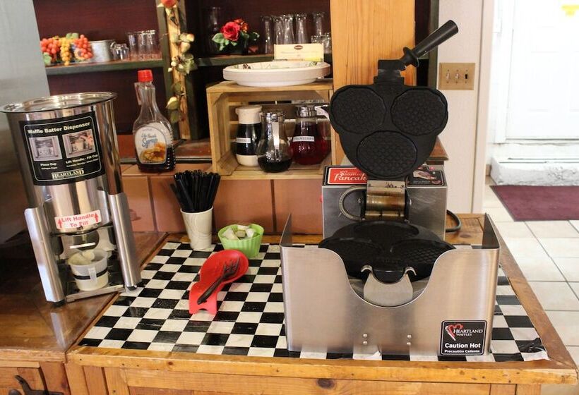 בית מלון כפרי Howard Johnson By Wyndham Springerville