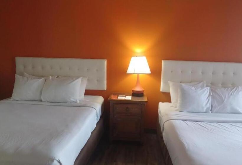 בית מלון כפרי Howard Johnson By Wyndham Springerville