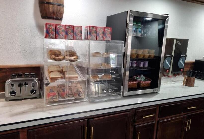 בית מלון כפרי Howard Johnson By Wyndham Springerville