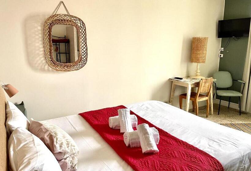 هتل Hôtel Restaurant Gédéon