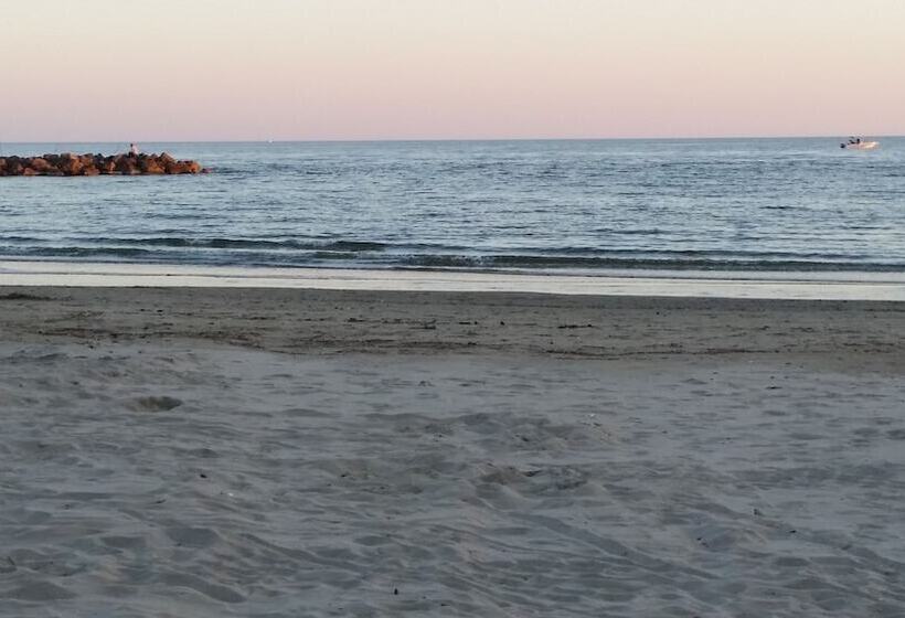 Отель Hôtel Restaurant Gédéon