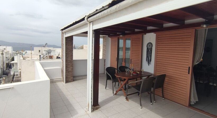 Отель Kapetanos Rooms