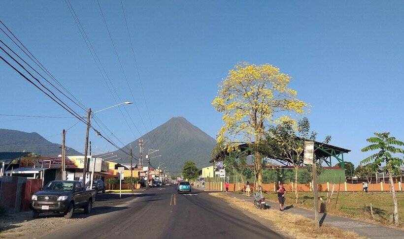 호텔 La Fortuna Rooms