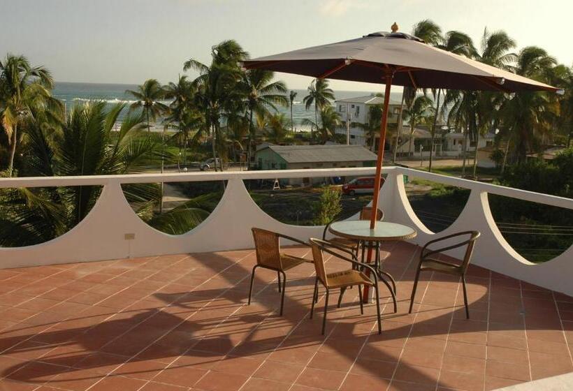 هتل La Laguna Galapagos