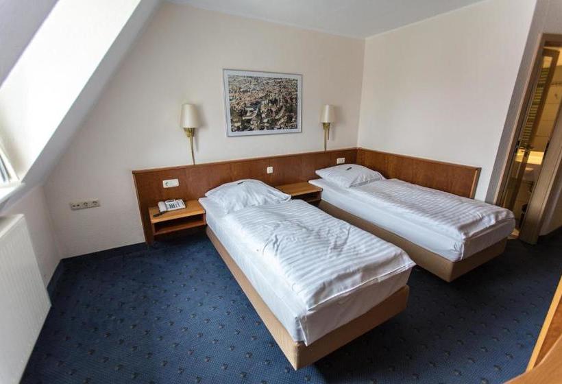 Отель Landgasthof Sternbräu