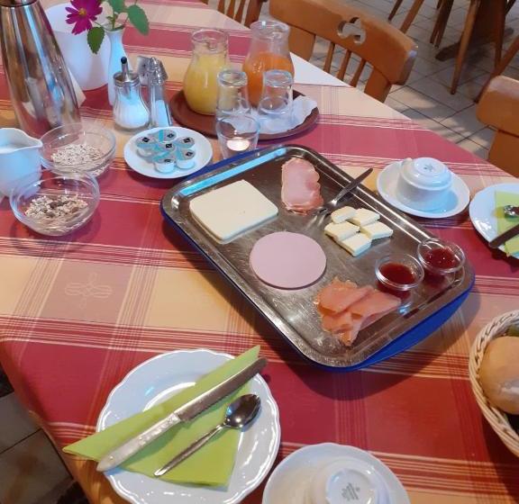 Отель Landgasthof Sternbräu