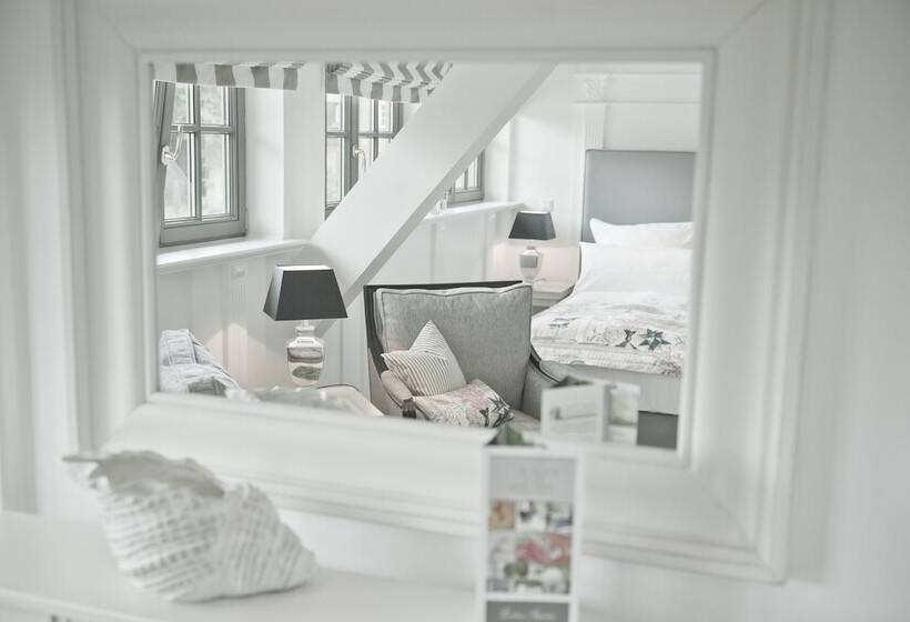 فندق Landhaus Töpferhof Bei Travemünde