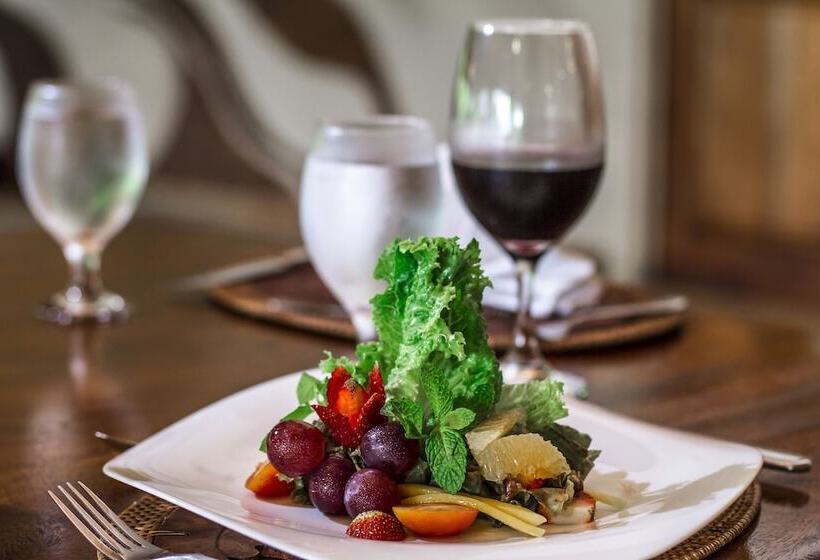 호텔 Lost Iguana Resort And Spa