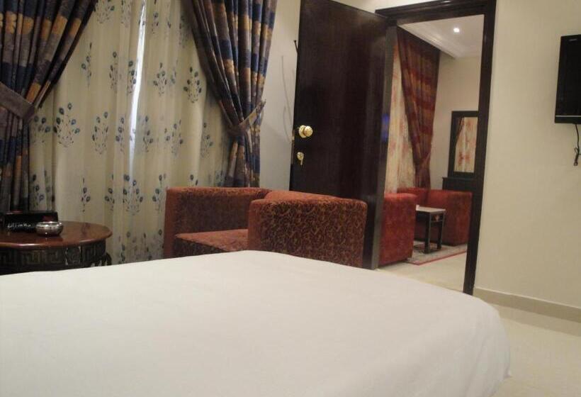 Marina Royal Hotel Suites