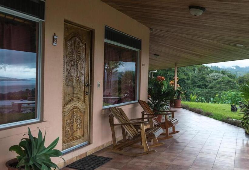 فندق Nepenthe B&b