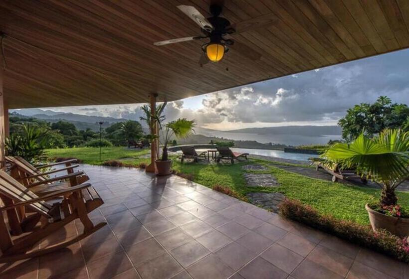 فندق Nepenthe B&b