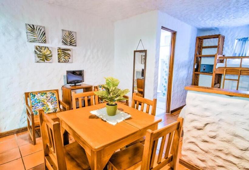 호텔 Ola Bonita Beachfront Apart