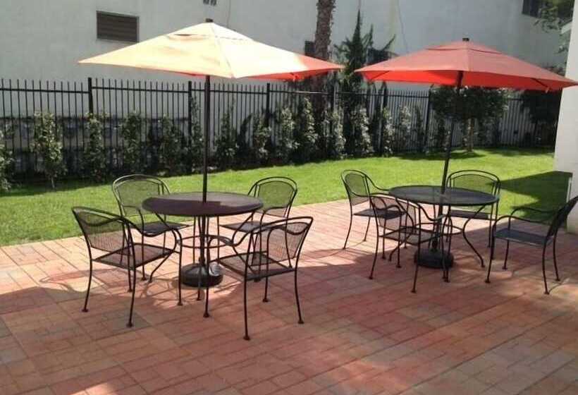 Отель Orange Drive Hostel