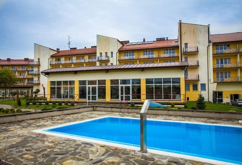 酒店 Nat Sarbinowo