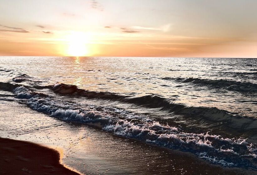 酒店 Nat Sarbinowo