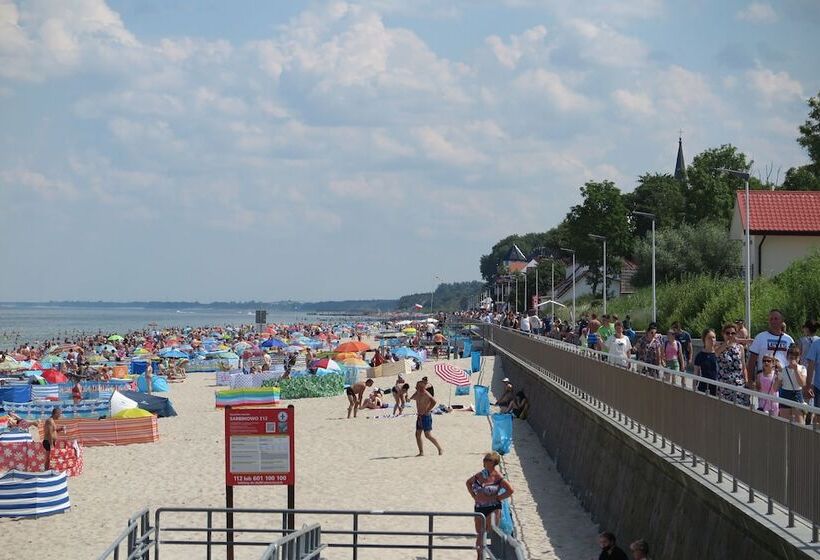 酒店 Nat Sarbinowo