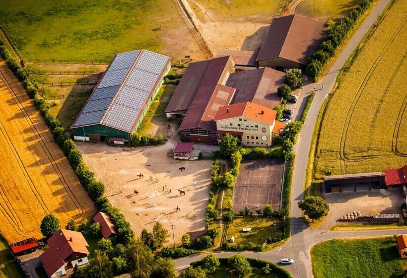 ホテル Pension & Reitschule Fuchsenhof