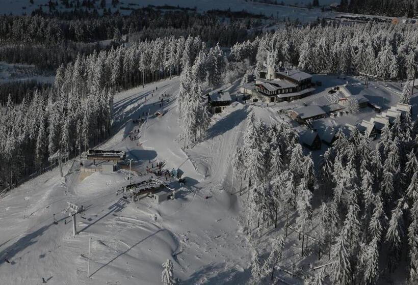 בית מלון כפרי Plesivec