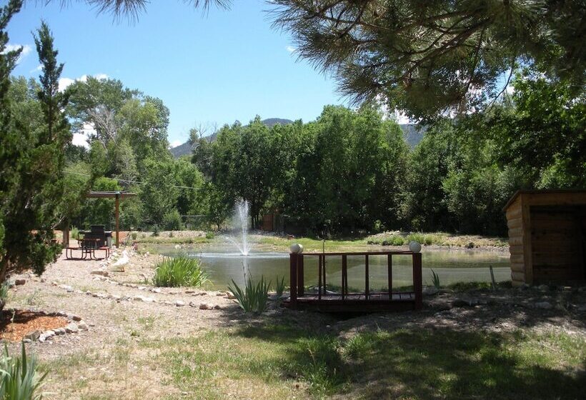 ホテル Questa Lodge