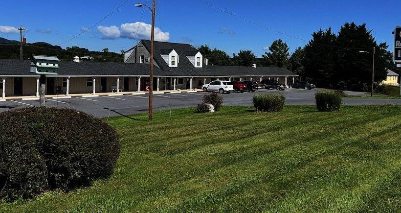 ホテル Relax Inn In Natural Bridge