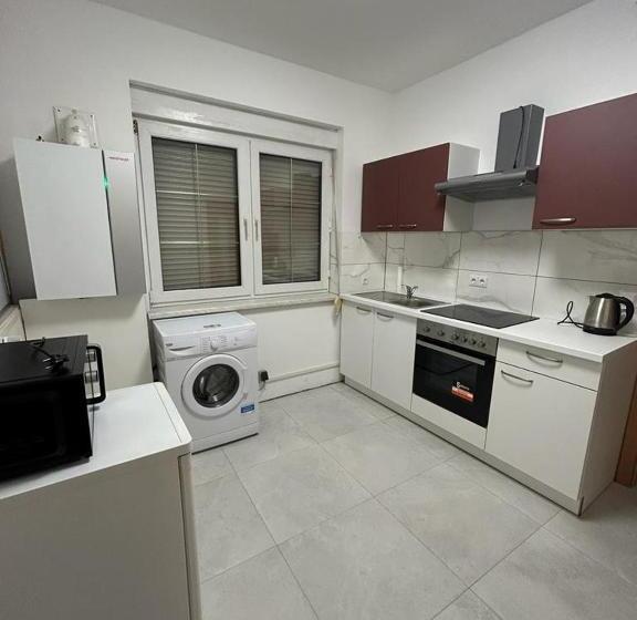 Отель Restaurant Rhodos