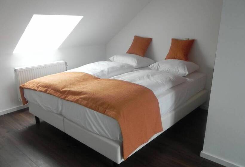 هتل Restaurant Uit De Kunst