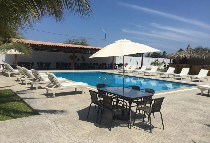 Отель órganos Beach Bungalows & Suites