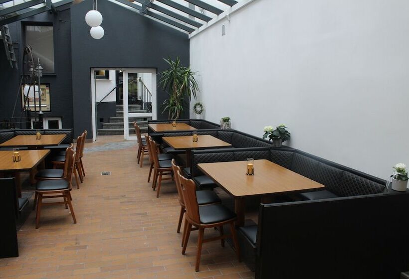 酒店 Royal Santana