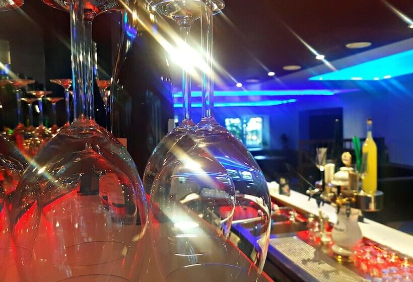 酒店 Royal Santana